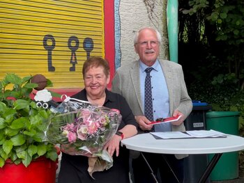 Irmhild Hartstein ist das Gesicht der KIKU. Bürgermeister Antonius Wiesemann würdigte sie für ihre Verdienste.